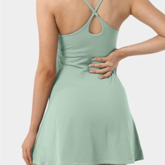 Halara dress with built in shorts and pockets - Picture 2 of 3